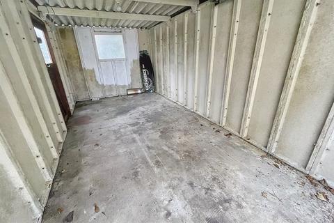 3 bedroom detached house for sale, Winton