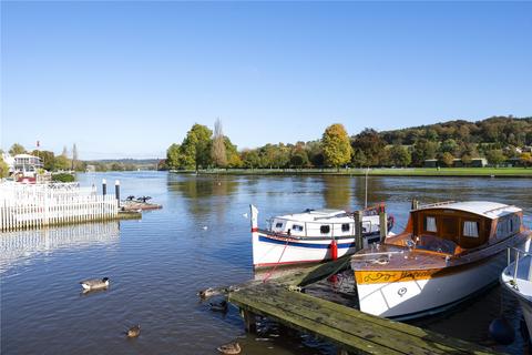 undefined, Thameside, Henley-on-Thames, Oxfordshire, RG9
