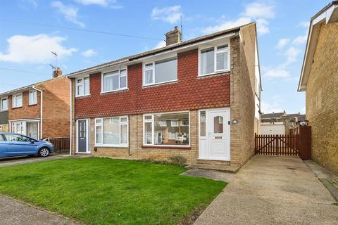 4 All Saints Close, Whitstable, CT5 1SB