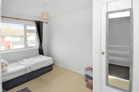 4 All Saints Close, Whitstable, CT5 1SB