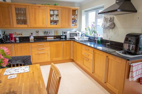 3 bedroom detached bungalow for sale - Winter's Lane, Ottery St Mary