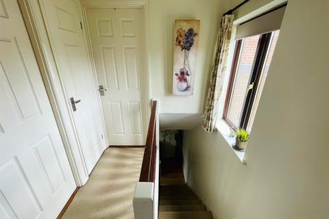 70 Woodfall Drive, Crayford, Dartford, DA1 4TP