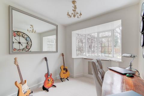 34 Berkeley Close, Winyates Green, Redditch, B98 0QB