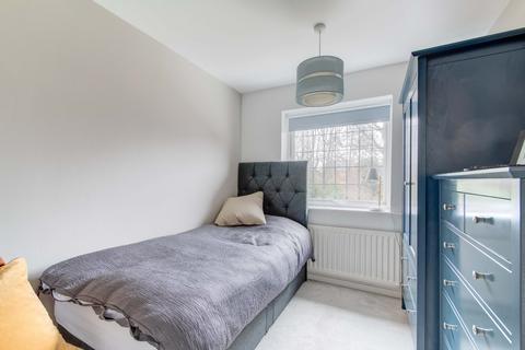 34 Berkeley Close, Winyates Green, Redditch, B98 0QB