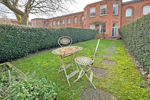 7 Buckland Walk, Exminster, Exeter, EX6 8TS