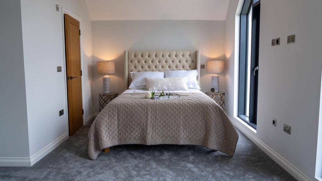 Guest bedroom