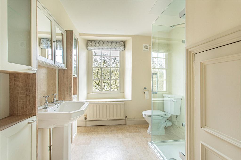 Jack & Jill Bathroom
