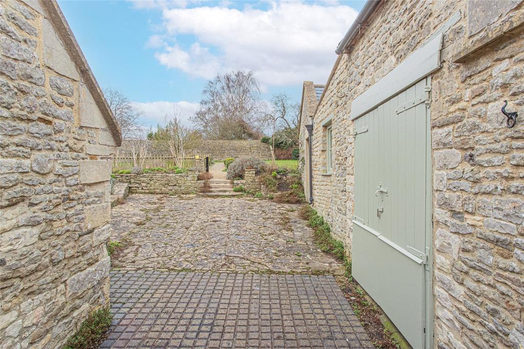 Outbuilding