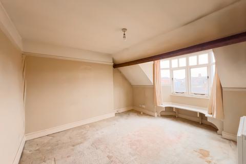 2 bedroom flat for sale, Longbrook Street, Exeter