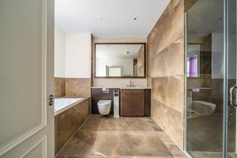 17 Barrons Chase, Richmond, TW10 5DA
