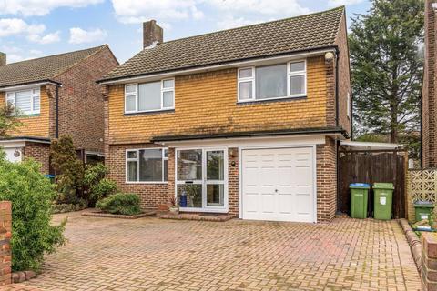 13 Rennets Close, London, SE9 2NQ