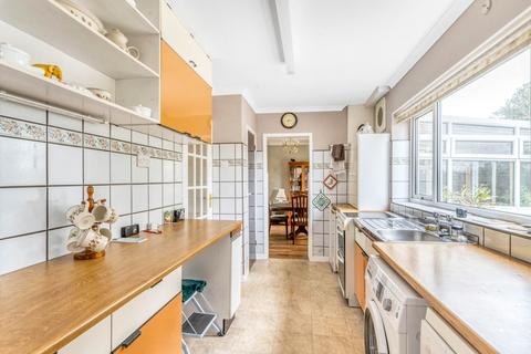 13 Rennets Close, London, SE9 2NQ