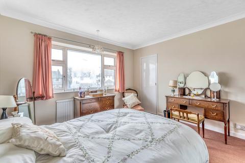 13 Rennets Close, London, SE9 2NQ
