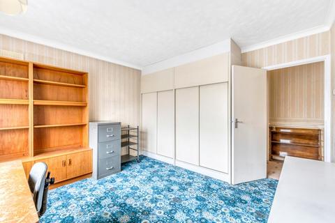 13 Rennets Close, London, SE9 2NQ
