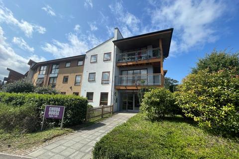 2 bedroom ground floor flat for sale, Three Bridges, Crawley