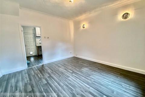 2 bedroom end of terrace house for sale, Broadbent Road, Watersheddings, Oldham, OL1