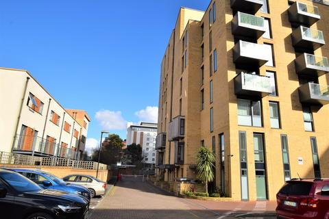 2 bedroom apartment for sale - Bruce Court Ealing W5