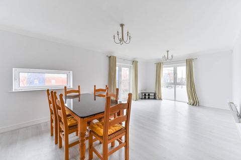 2 bedroom flat for sale, Rosehill Avenue, Sutton, SM1