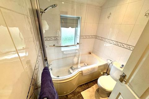 126 Brackenfield Road, Birmingham, B44 9BH