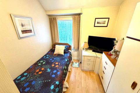 126 Brackenfield Road, Birmingham, B44 9BH