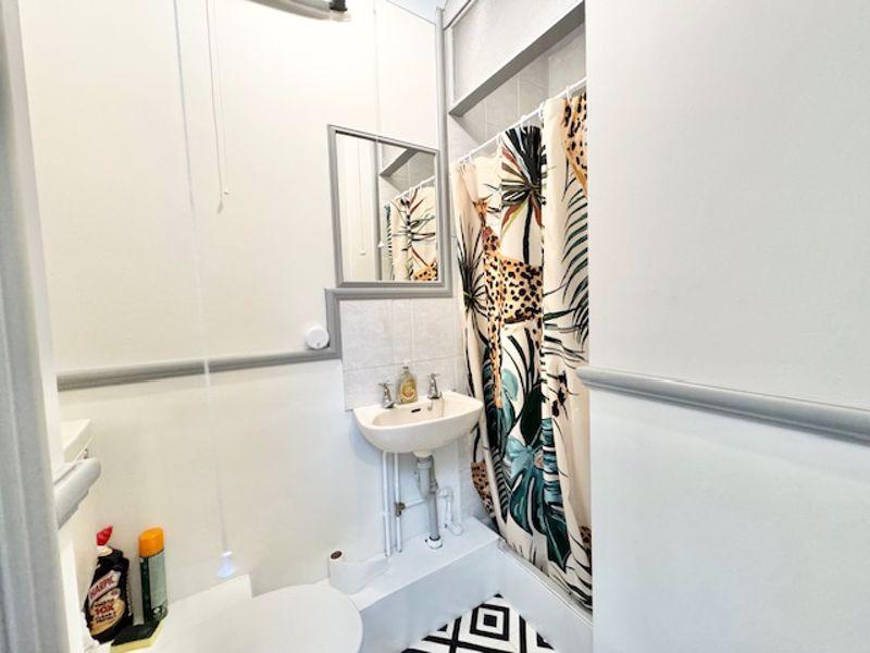 Ground floor shower