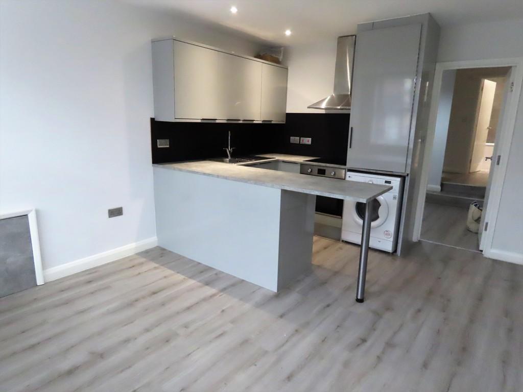 Chester Road, Macclesfield 1 bed apartment to rent £625 pcm (£144 pw)