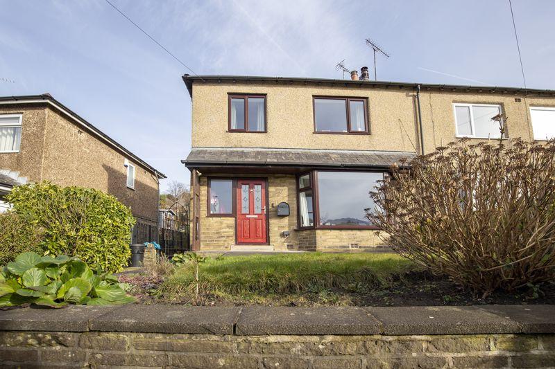 9 Wilmur Mount, Luddendenfoot HX2 6AS 3 bed semi-detached house - £210,000