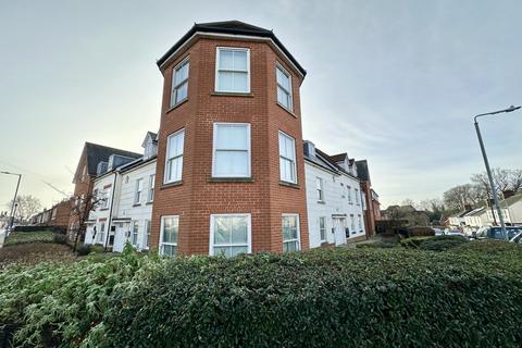 Flat 1, 20 Alan Road, Ipswich, IP3 8EQ