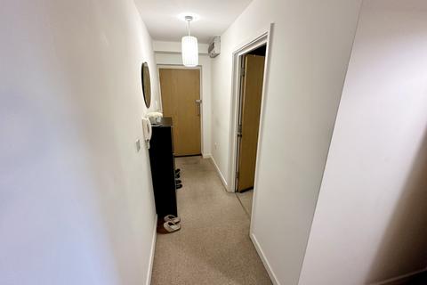 Flat 1, 20 Alan Road, Ipswich, IP3 8EQ