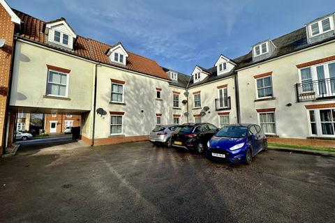 Flat 1, 20 Alan Road, Ipswich, IP3 8EQ
