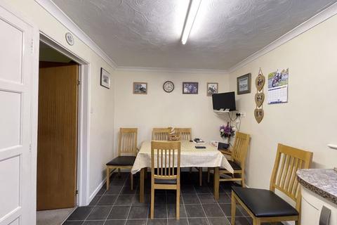 2 Carnon Crescent, Carnon Downs, Truro, TR3 6HL