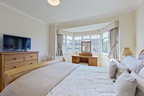 86 Darnick Road, Sutton Coldfield, B73 6PG