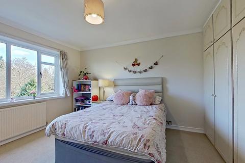 86 Darnick Road, Sutton Coldfield, B73 6PG