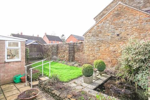 2 Buzzards Close, Little Bourton, Banbury, OX17 1RN