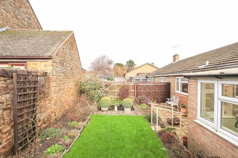 2 Buzzards Close, Little Bourton, Banbury, OX17 1RN