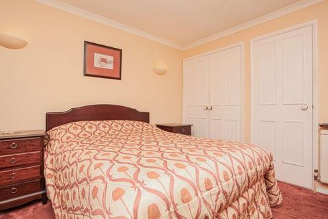 2 Buzzards Close, Little Bourton, Banbury, OX17 1RN