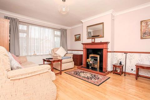 4 bedroom semi-detached house for sale, Nursery Drive, Banbury - Greatly Extended