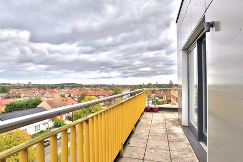 Flat 16, Arthur Court, 301 Ruislip Road, Greenford, UB6 9FL