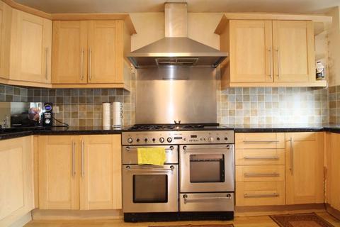 27 Beverley Road, Luton, LU4 8EU