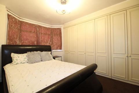 27 Beverley Road, Luton, LU4 8EU