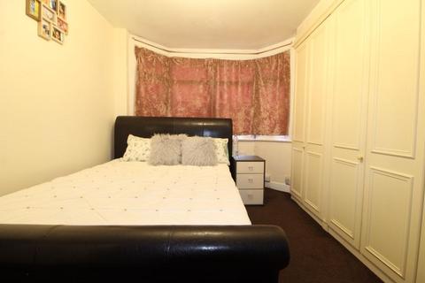 27 Beverley Road, Luton, LU4 8EU