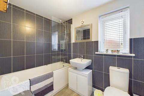 3 bedroom detached house for sale - Harrier Way, Diss