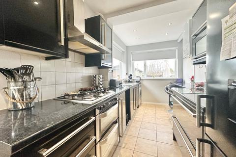 29 Maple Road, Manchester, M23 9HN
