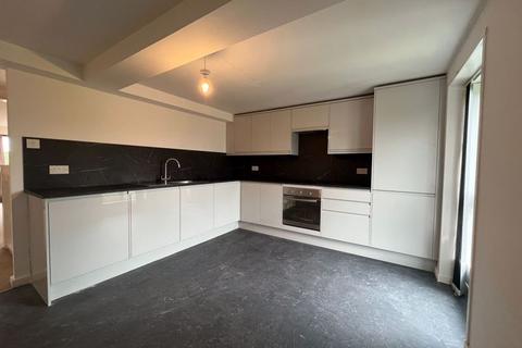 2 bedroom apartment to rent, Valley Mill, Bromley Cross, Bolton. *AVAILABLE NOW*