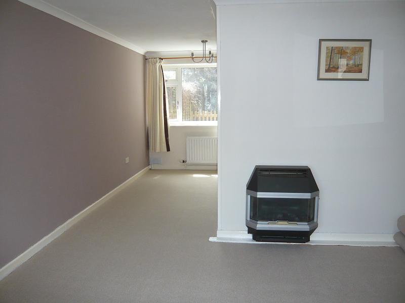 Hunters Field, Stanford In The Vale 3 bed terraced house to rent £