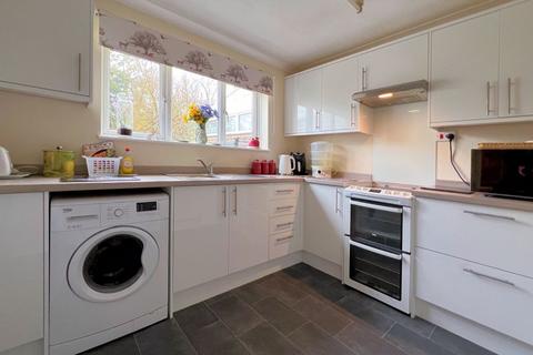 3 bedroom terraced house for sale, Hamstreet