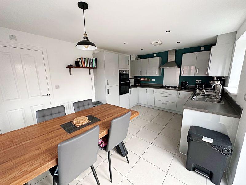 Kitchen 3