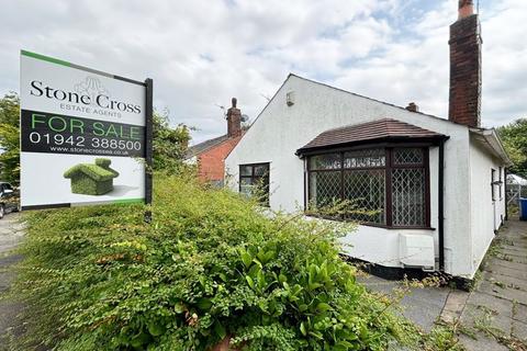 2 bedroom detached bungalow for sale, Holden Road, Leigh WN7 1JN