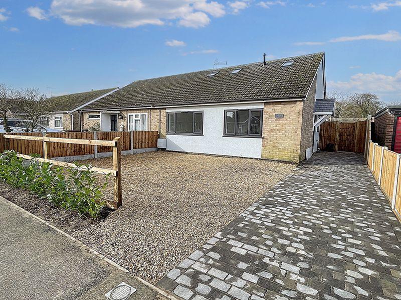 Fordwich Road, Brightlingsea, CO7 4 bed chalet for sale £419,995