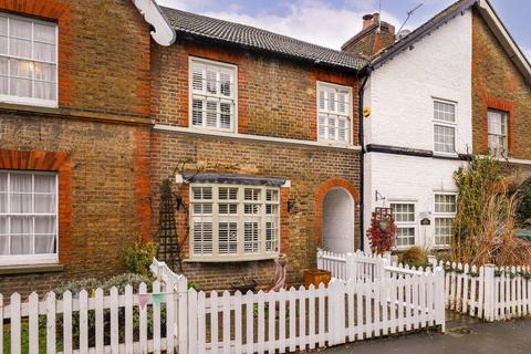 2 bedroom terraced house for sale, Ferry Road, Thames Ditton, KT7